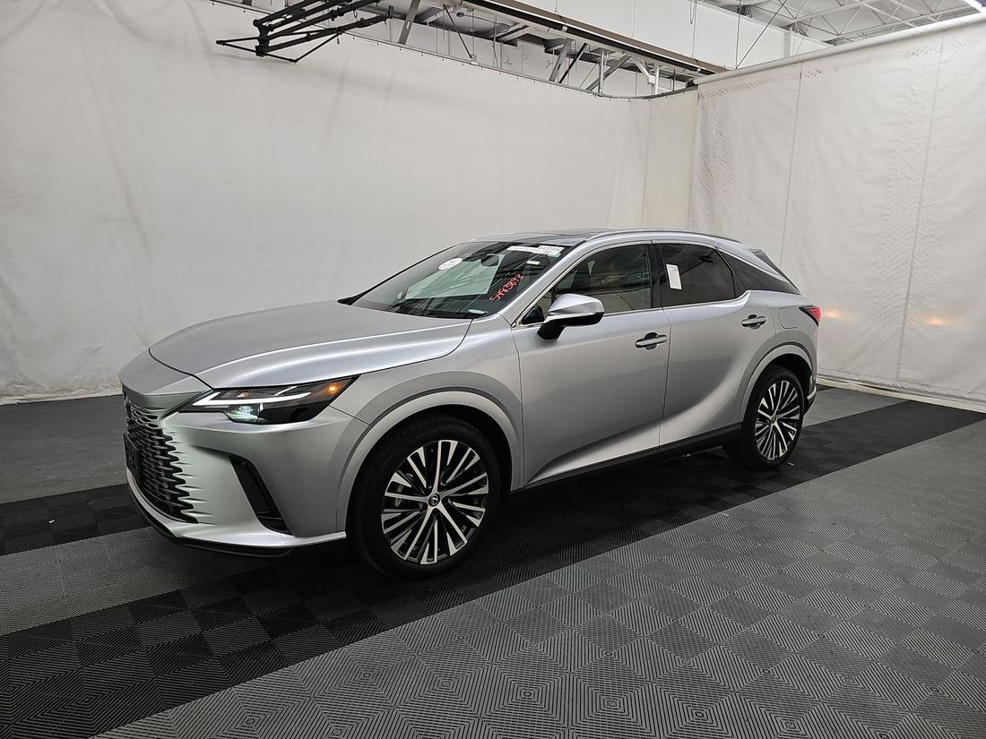 2023 Lexus 15 Series