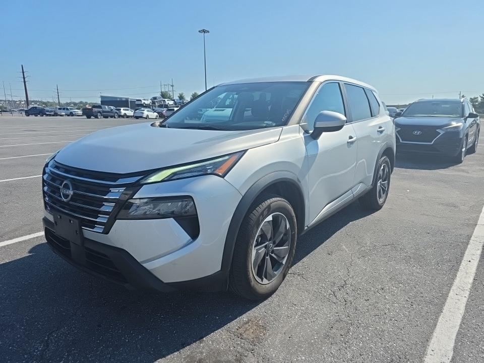 2024 Nissan SV