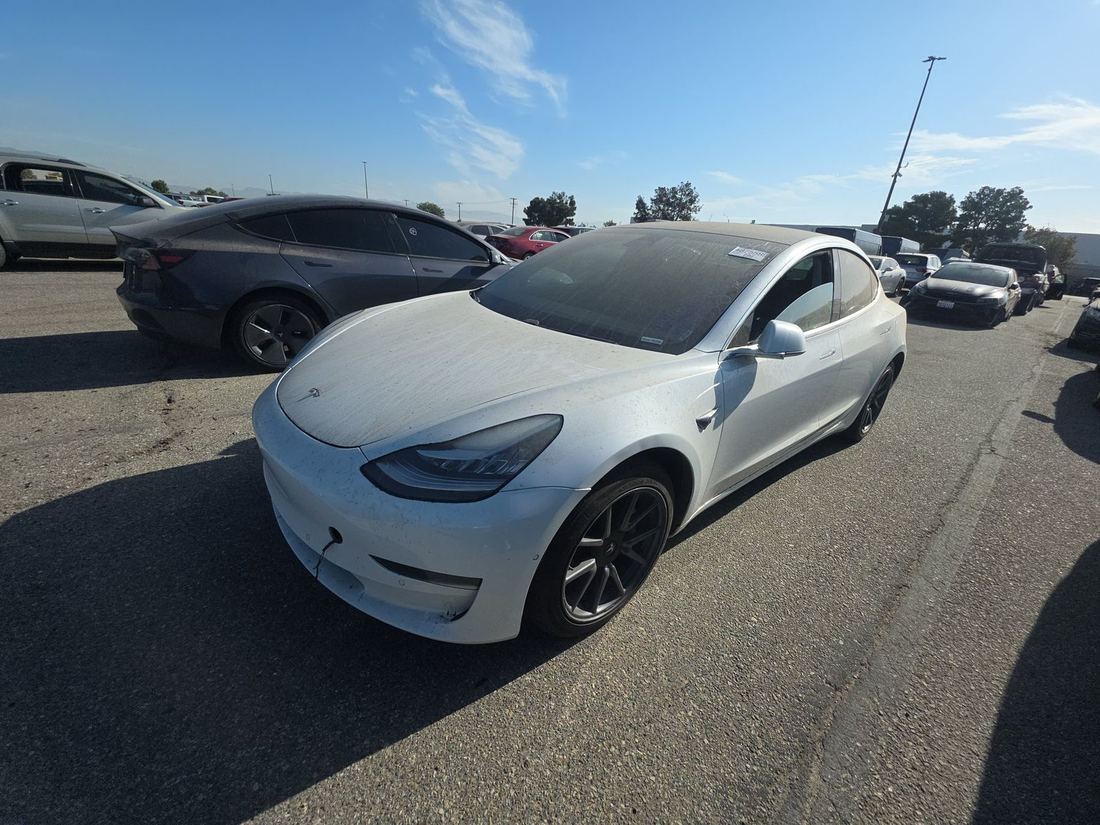 2020 TESLA Model 3