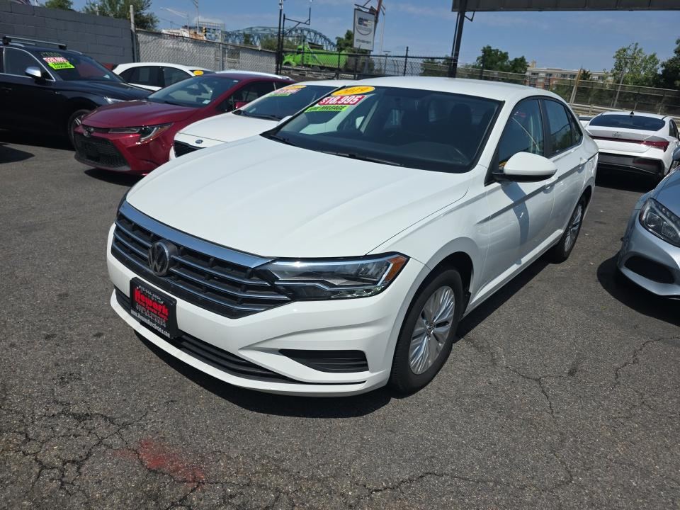 2019 Volkswagen S, SE, R-Line
