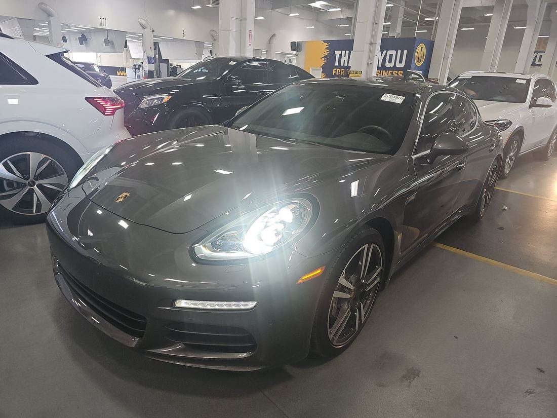 2014 PORSCHE S (2WD), 4S (4WD)