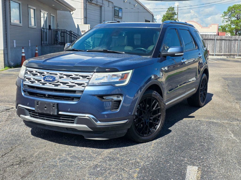 2018 Ford Limited