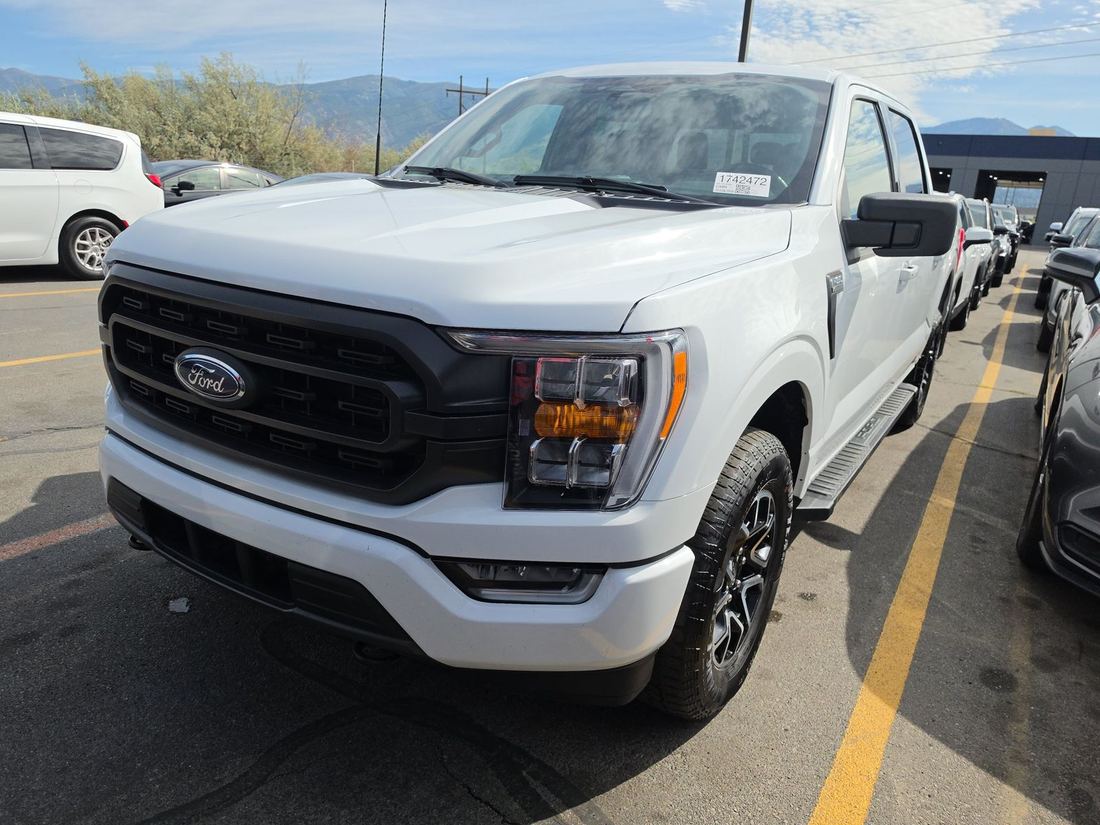 2023 FORD SuperCrew