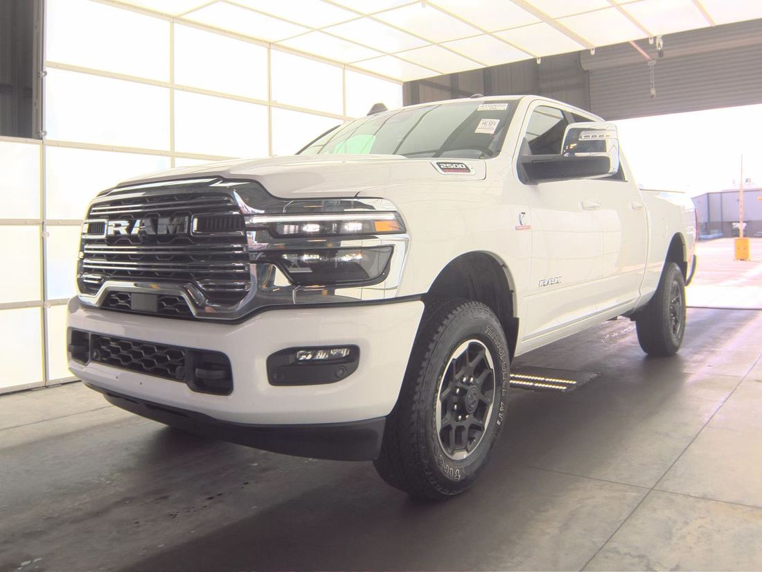 2026 Ram Laramie