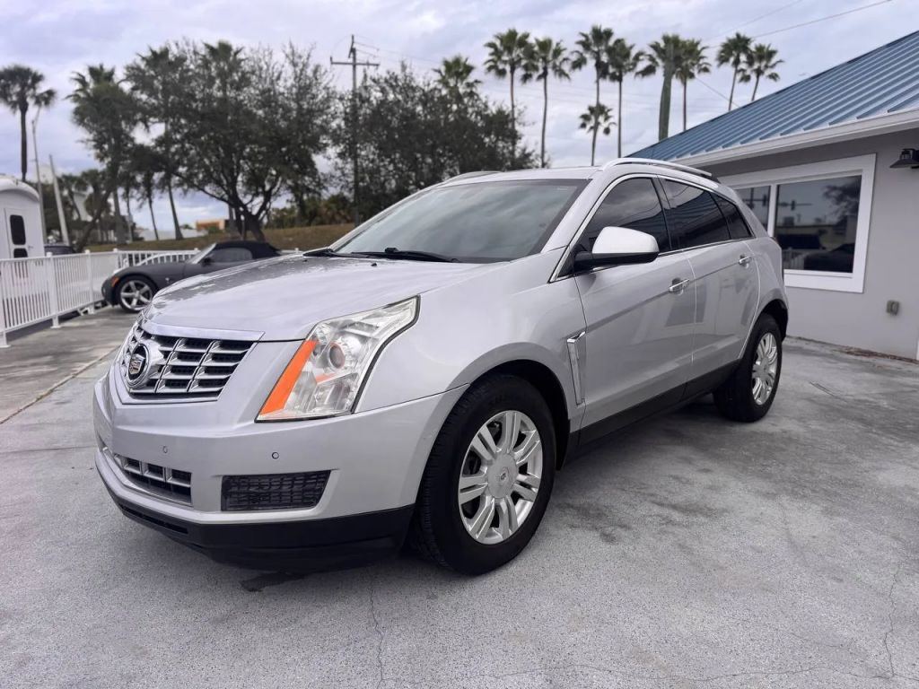 2014 Cadillac Luxury
