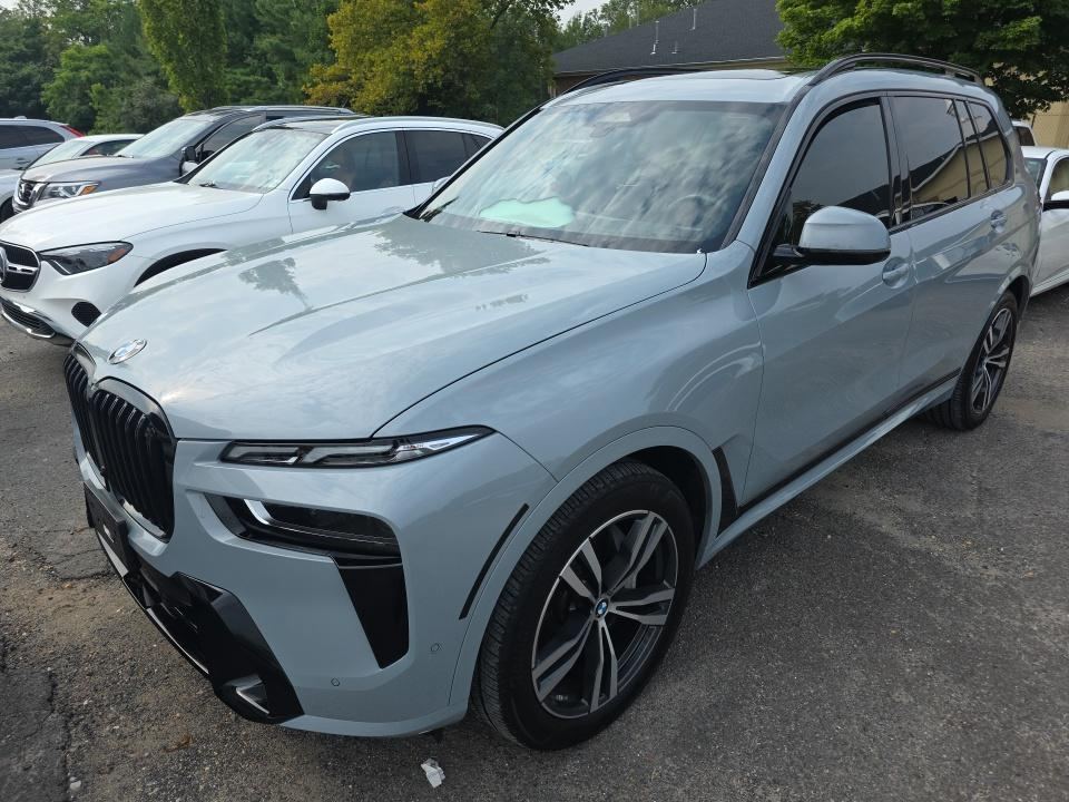 2024 BMW xDrive40i