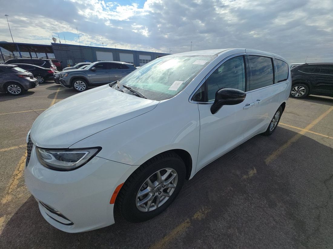 2024 CHRYSLER RU