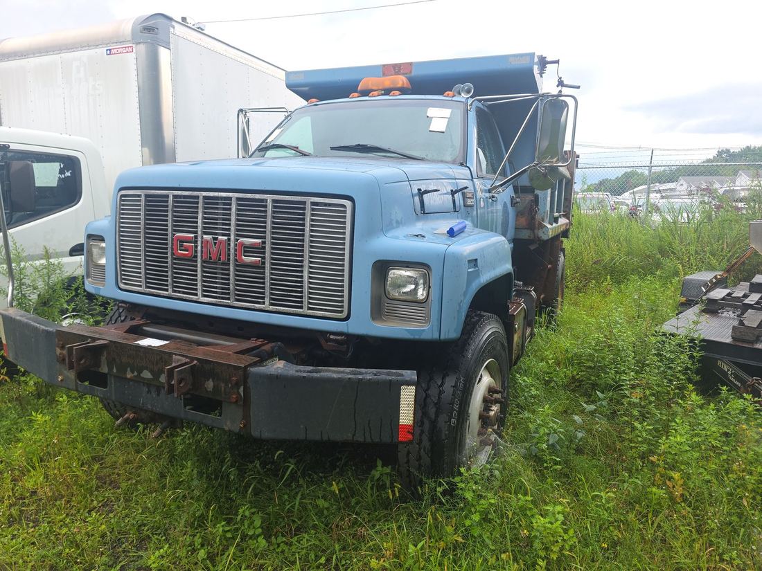 1999 GMC 7000 Medium Duty