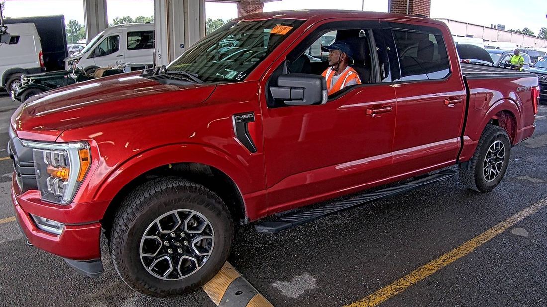 2023 FORD SuperCrew