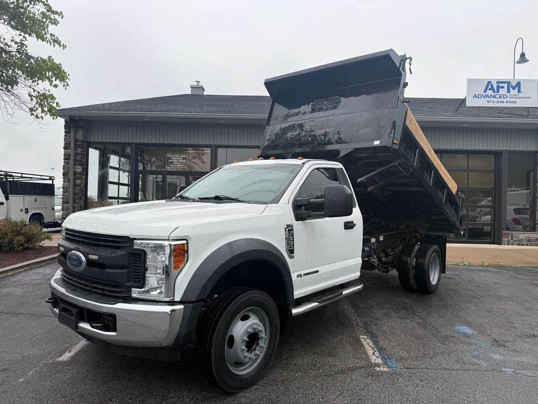 2017 Ford Super Duty - Dual Rear Wheel