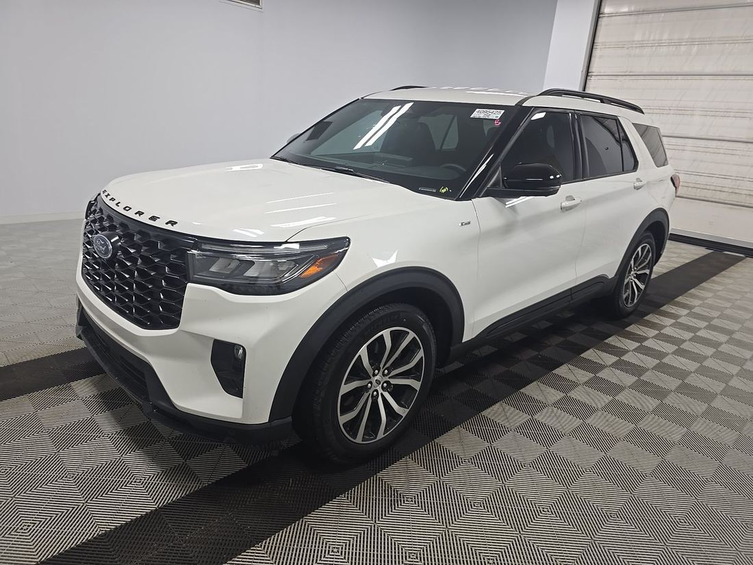 2025 Ford ST-Line