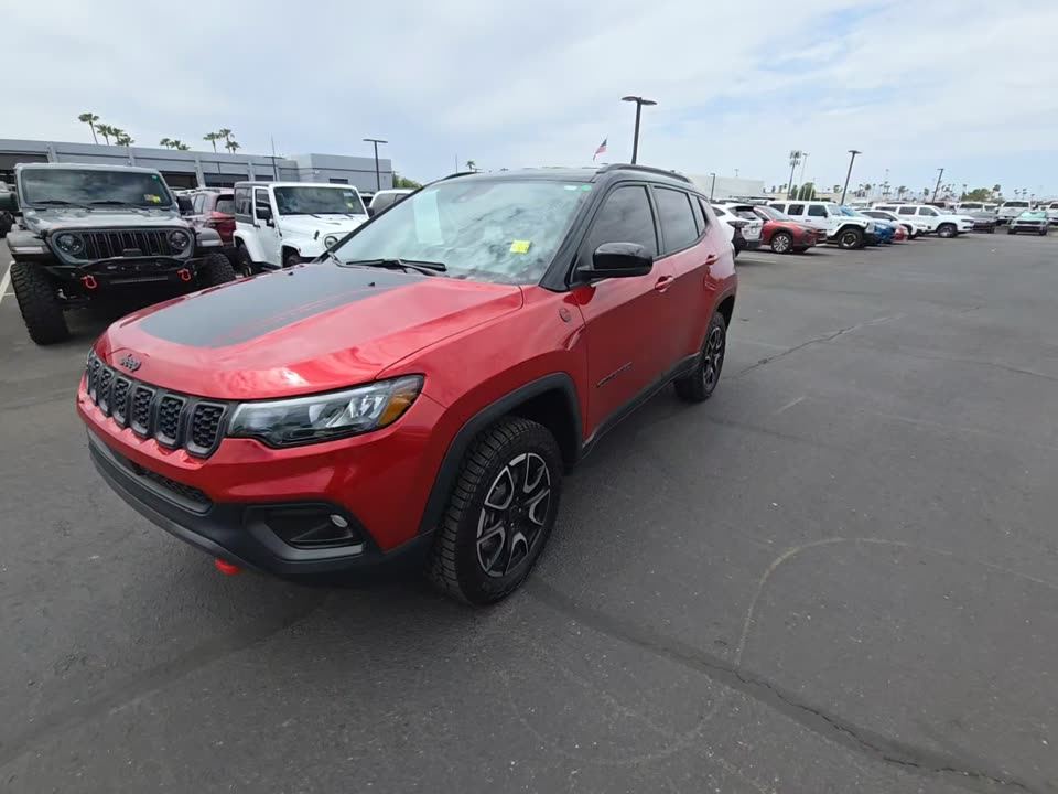 2025 Jeep Trailhawk