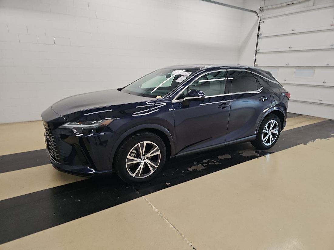 2023 LEXUS 15 Series
