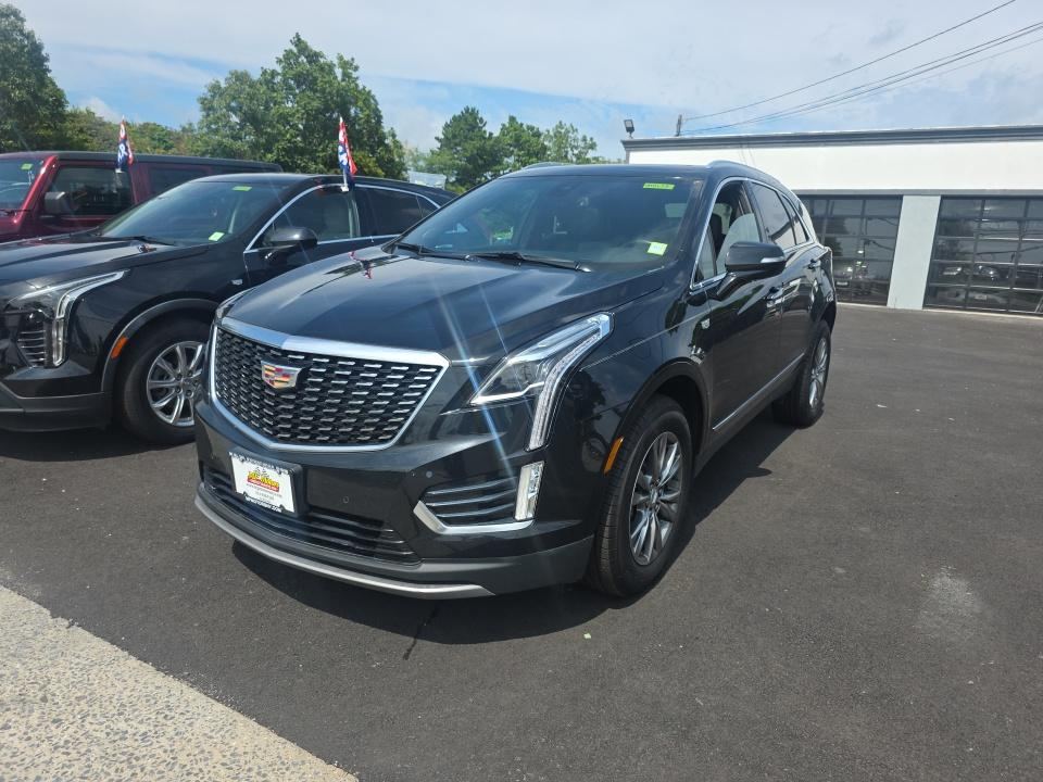2021 Cadillac Premium Luxury