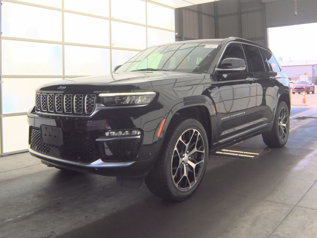 2022 JEEP Summit 4XE