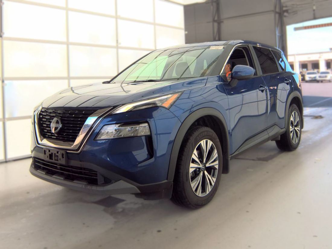 2023 NISSAN SV