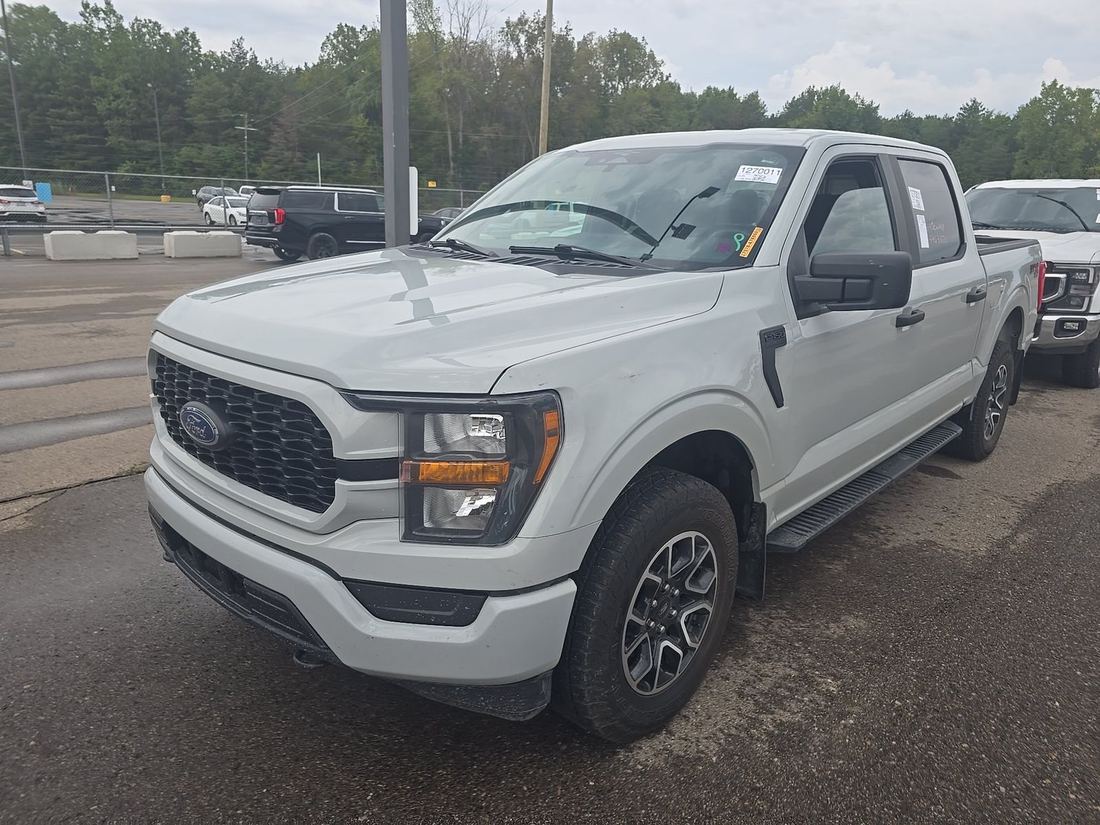 2023 Ford SuperCrew