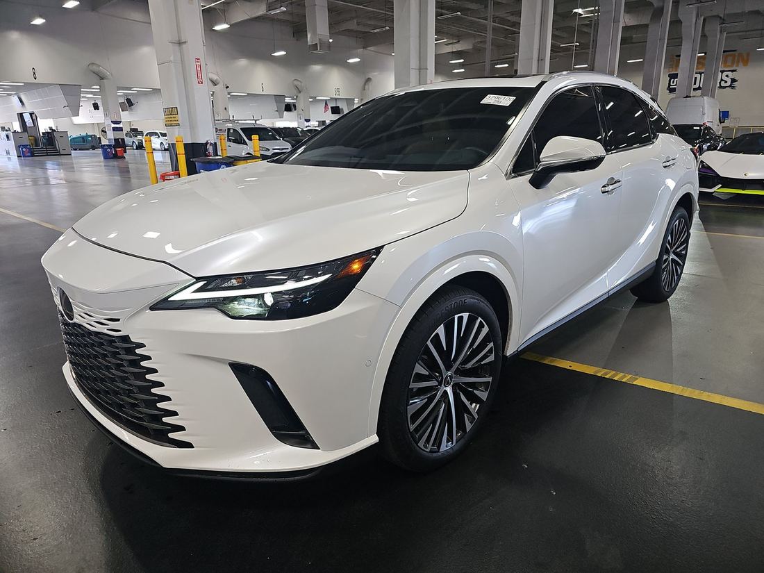 2024 LEXUS 10 Series