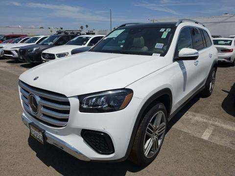 2025 Mercedes-Benz GLS450 4MATIC