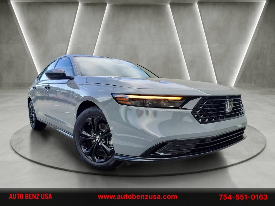 2025 Honda SE
