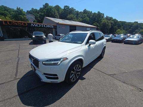 2019 Volvo Momentum