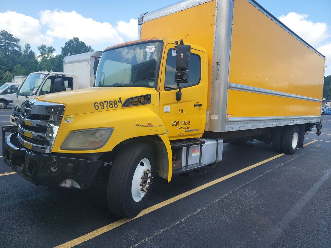 2015 Hino Conventional Type Truck