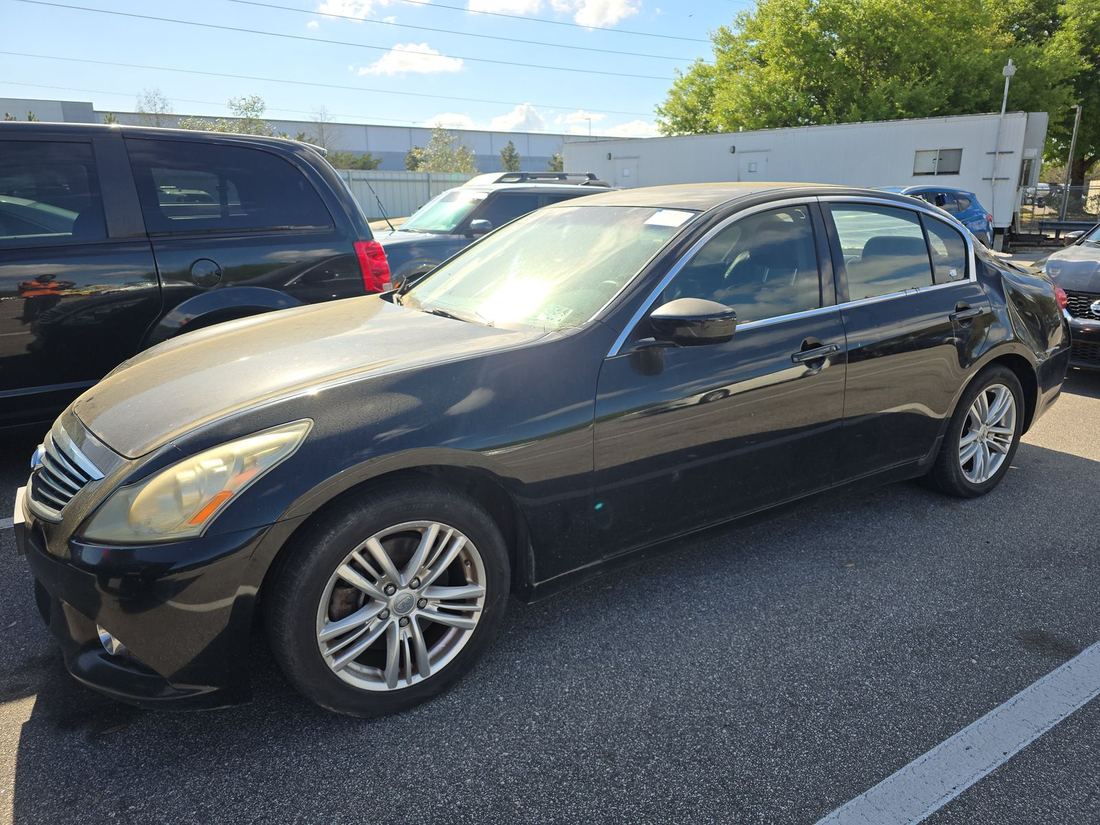 2011 INFINITI G25