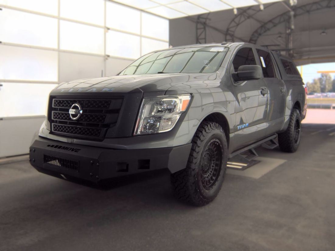 2021 Nissan Crew Cab