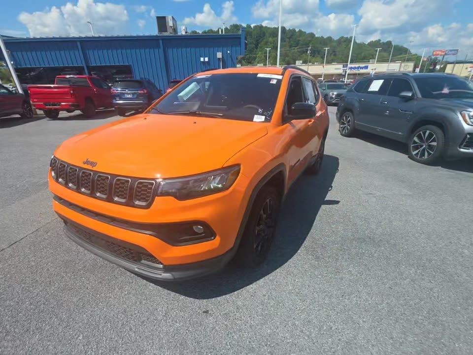 2026 Jeep Latitude/North
