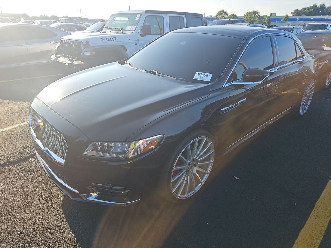 2017 Lincoln Reserve