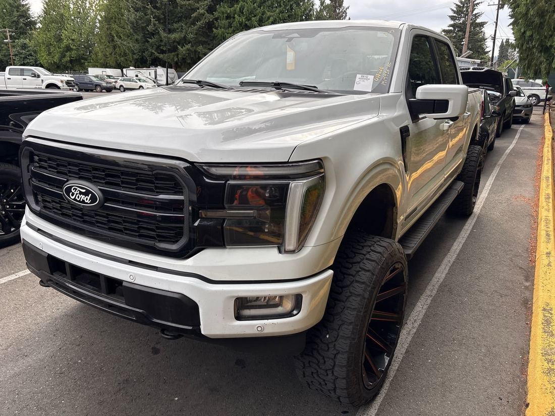 2024 Ford Lariat