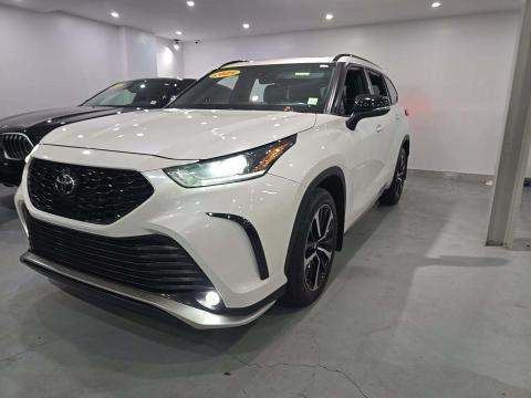 2021 Toyota GSU75L