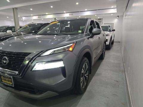 2023 Nissan SV