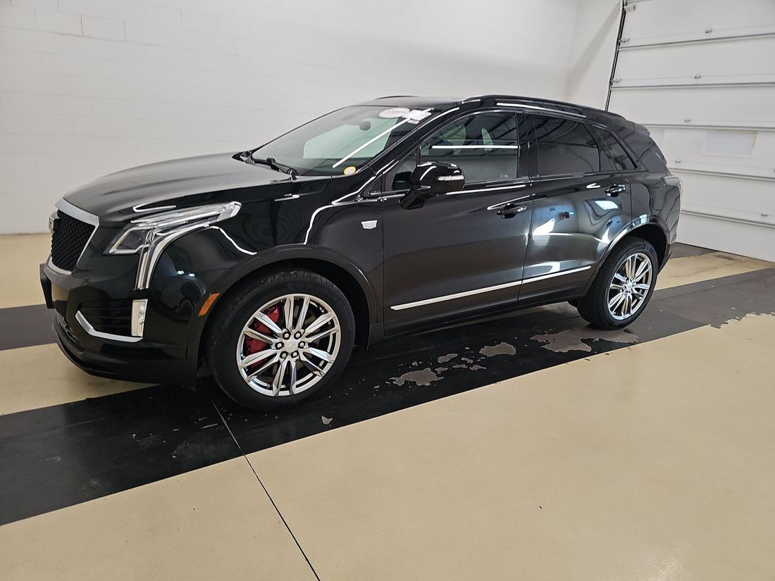 2022 CADILLAC Sport