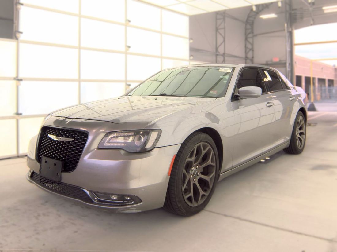 2017 Chrysler LX