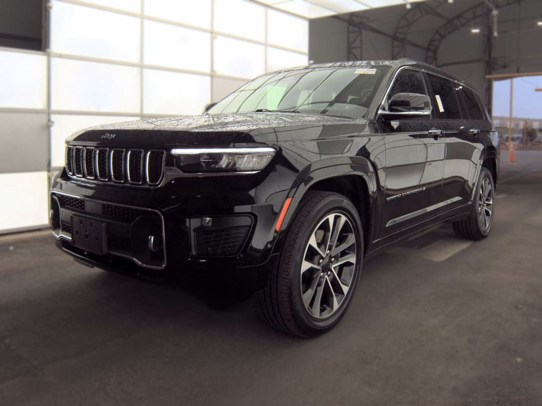 2023 Jeep Overland