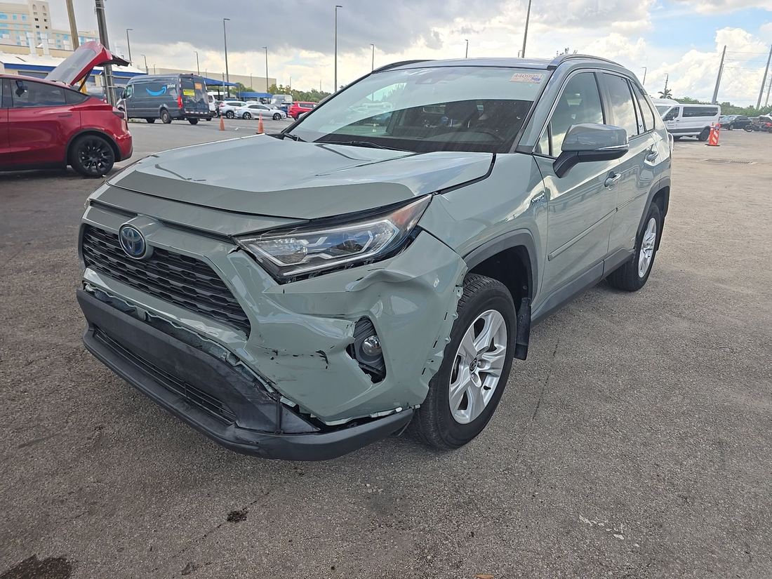 2021 Toyota AXAA52L / AXAA54L / AXAH54L / AXAL54L