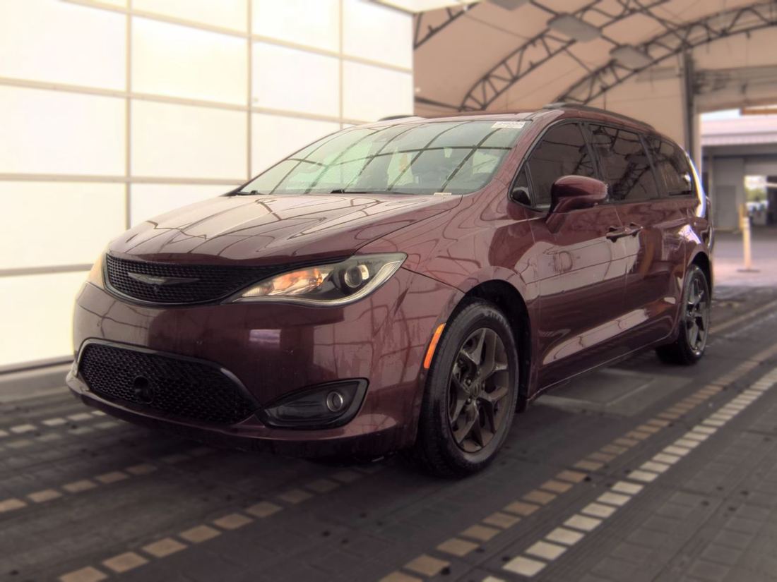 2018 CHRYSLER Touring L Plus