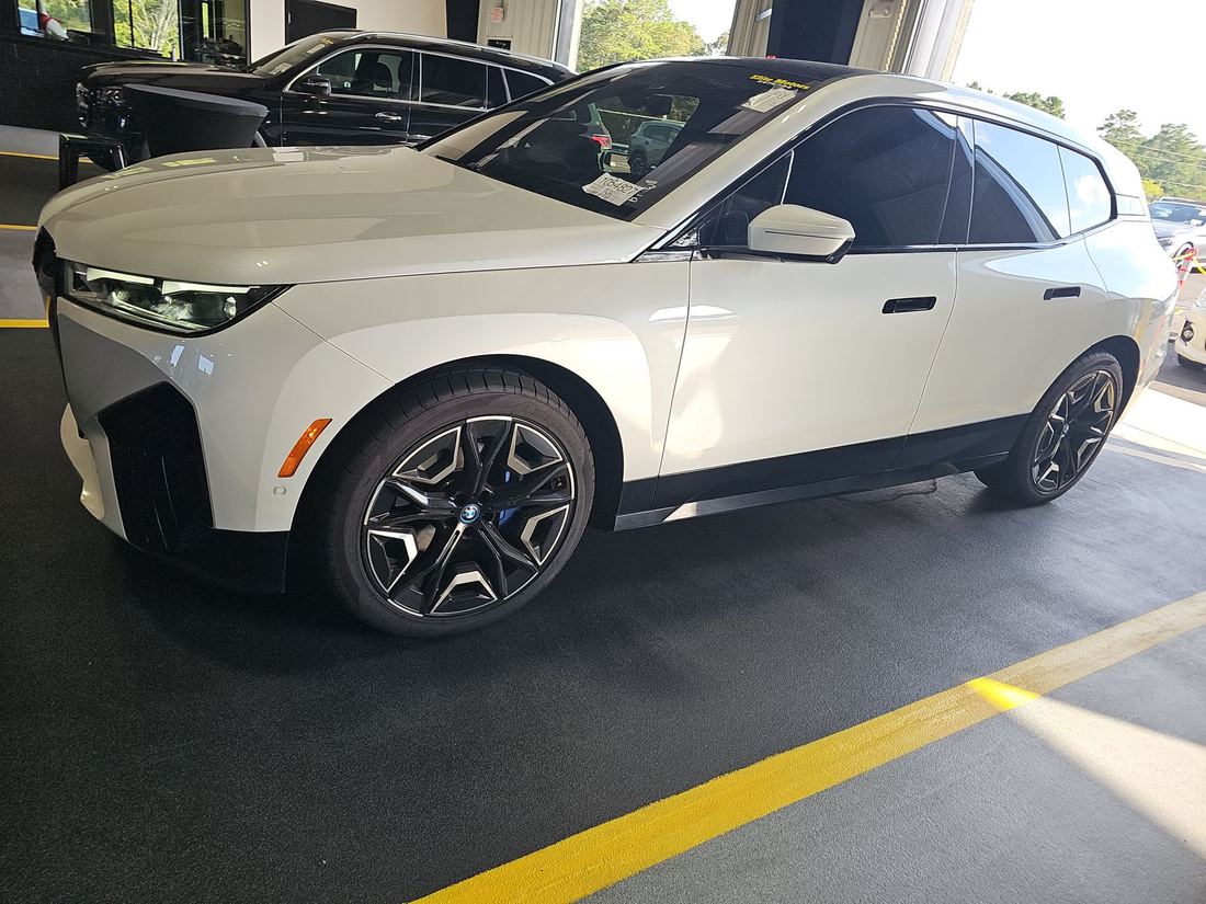 2024 BMW xDrive50