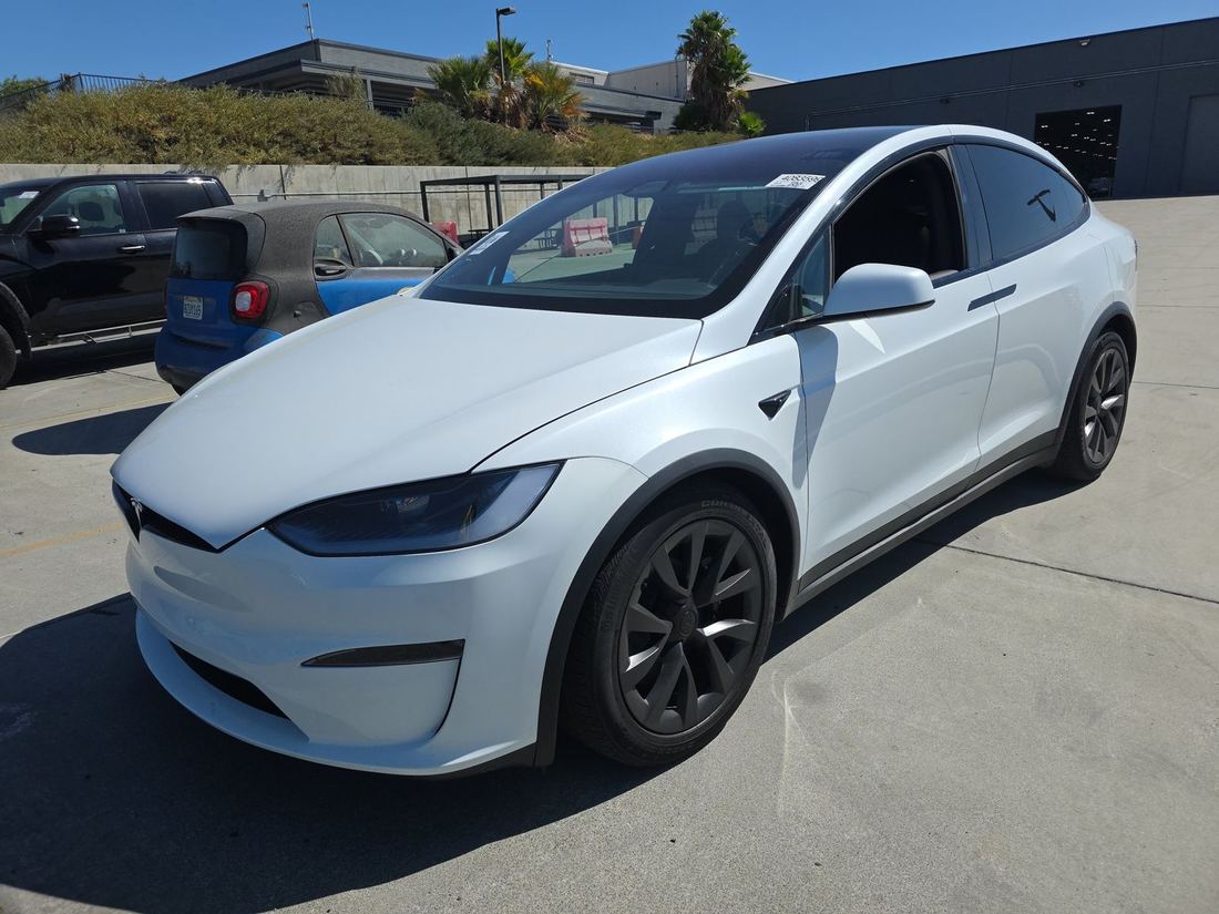 2025 Tesla Model X