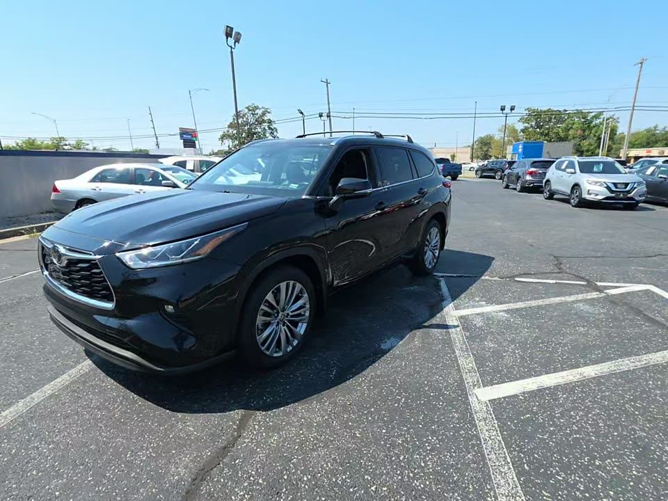 2022 Toyota 75 Series