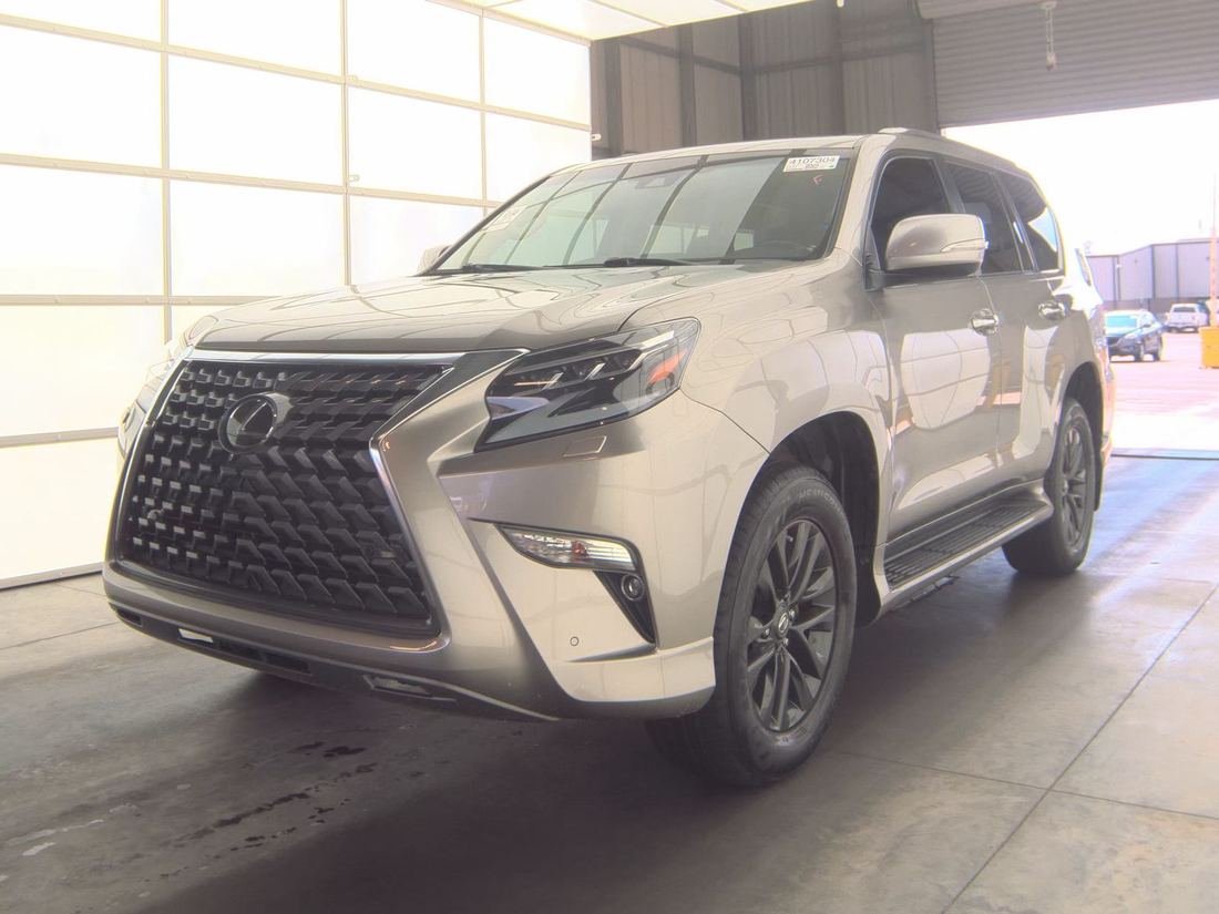 2020 LEXUS URJ150L