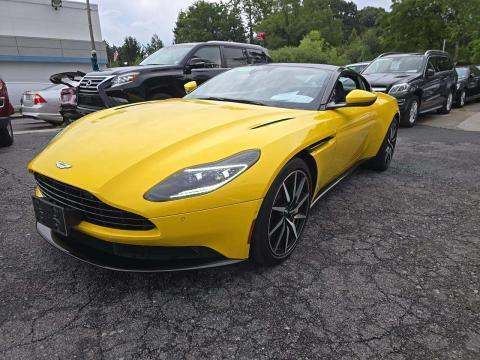 2020 Aston Martin AM5