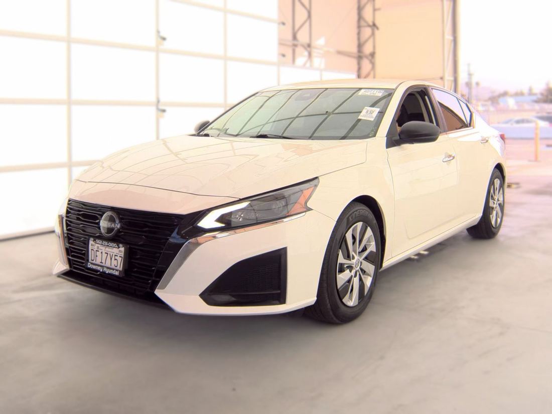 2024 Nissan S