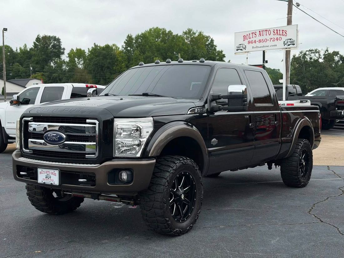 2015 Ford Super Duty - Single Rear Wheel