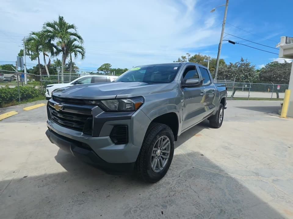 2025 Chevrolet Work Truck LT
