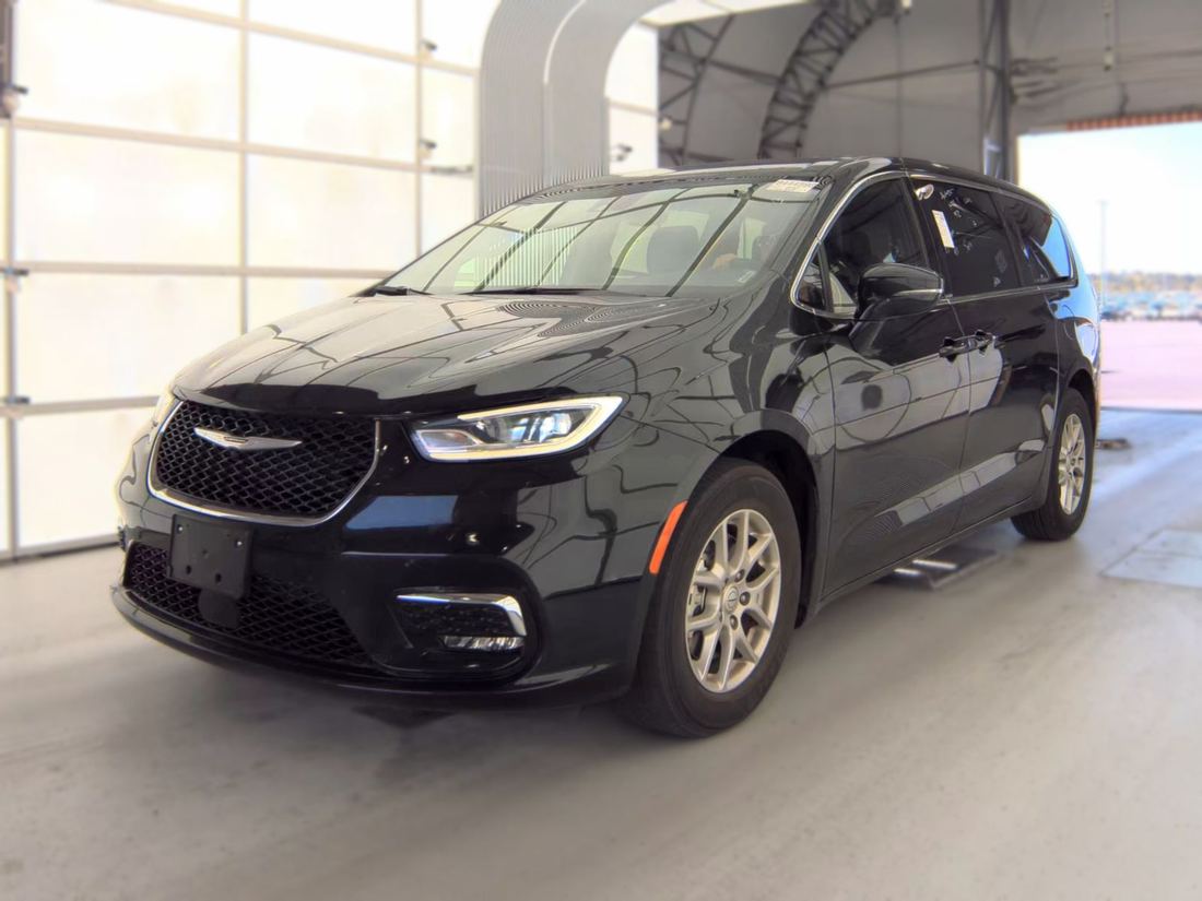2025 Chrysler Select