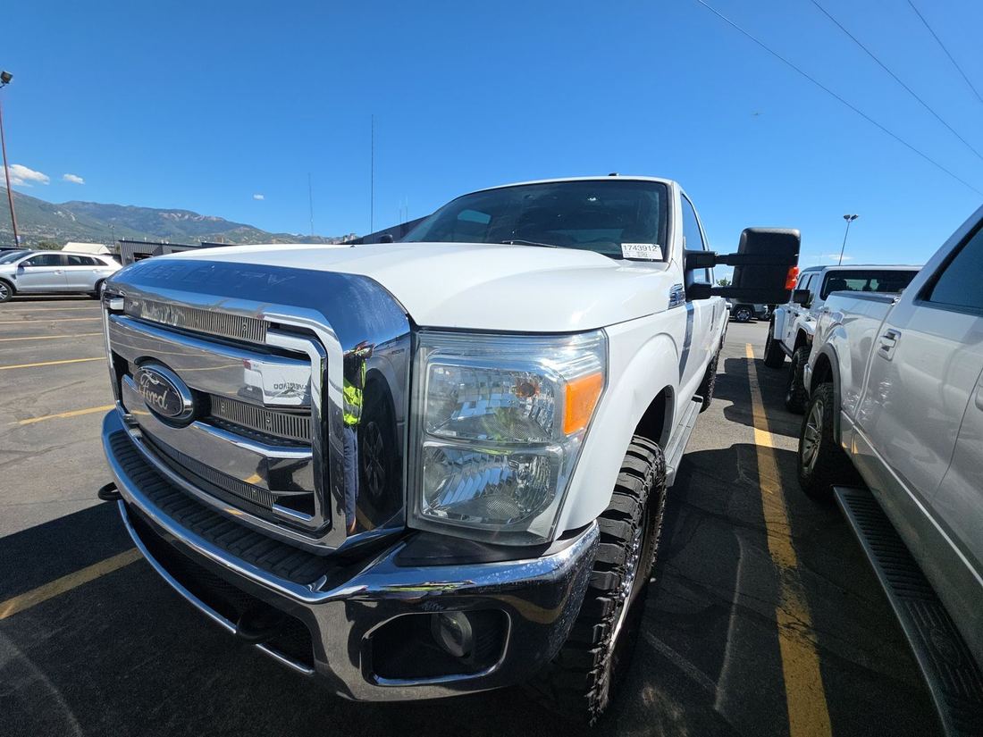 2011 FORD Super Duty - Single Rear Wheel