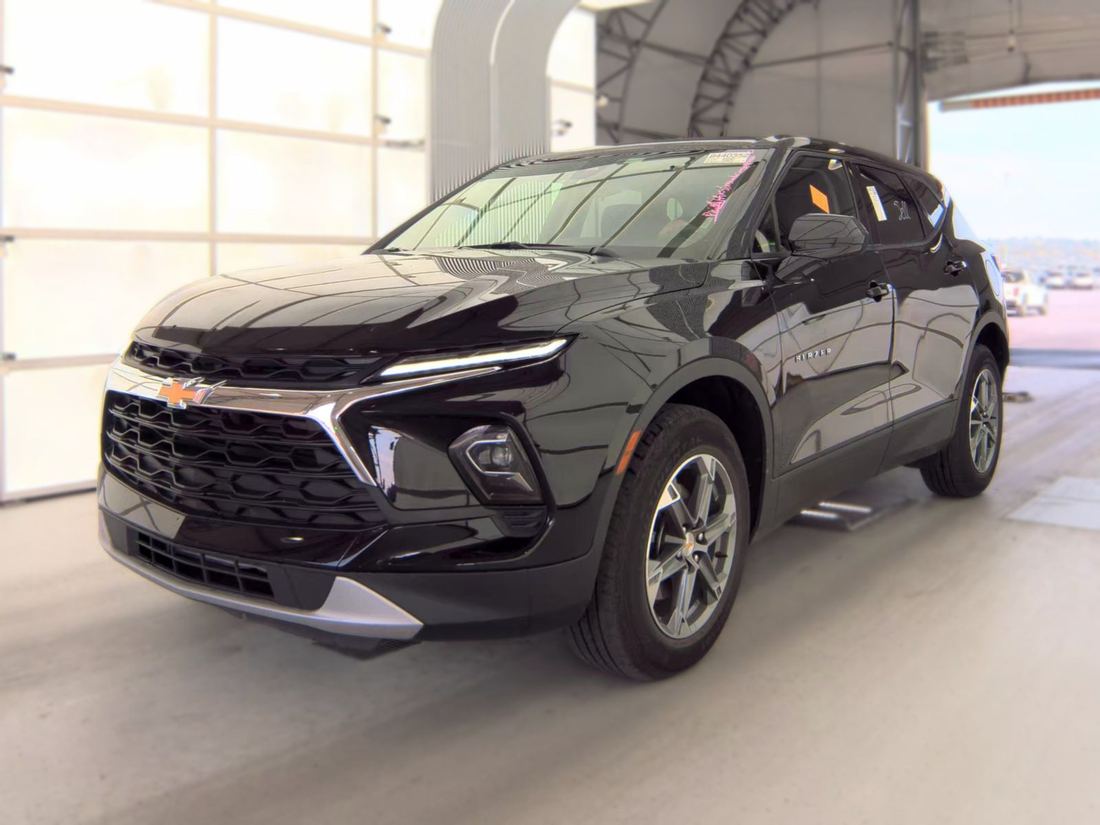 2025 Chevrolet 2LT