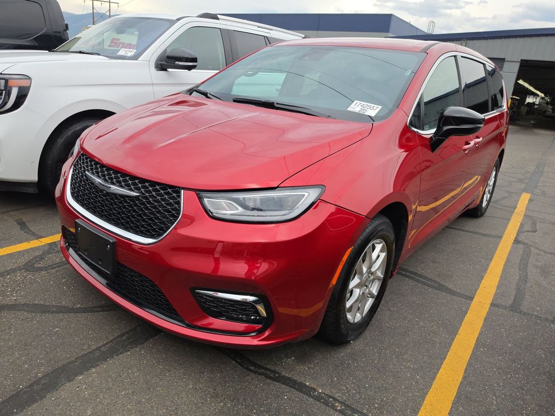 2025 Chrysler Select